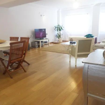 Apartment 33 Jose Farinha